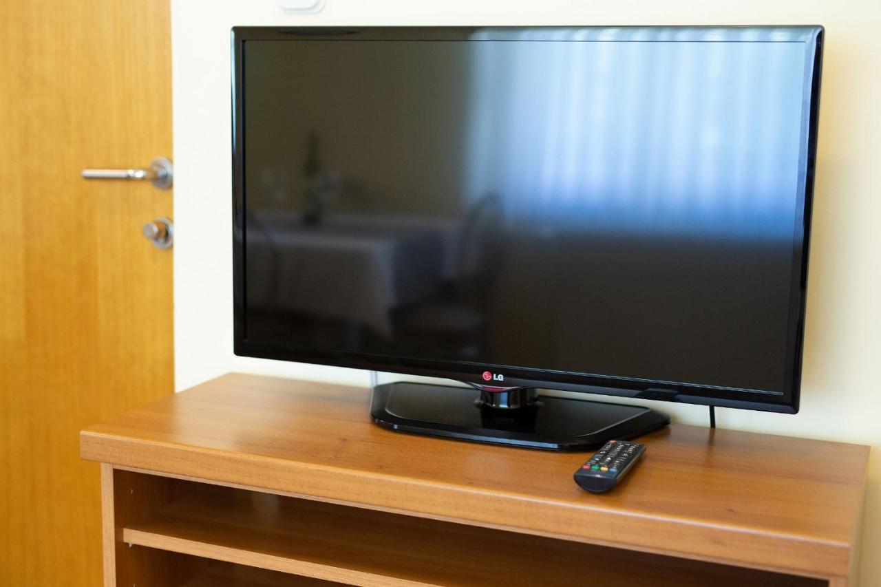 Apartments Jele Malinska Ngoại thất bức ảnh
