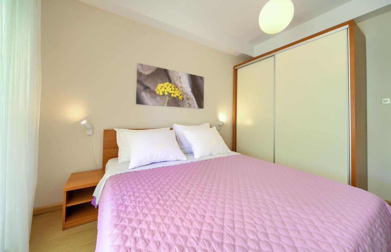 Apartments Jele Malinska Ngoại thất bức ảnh